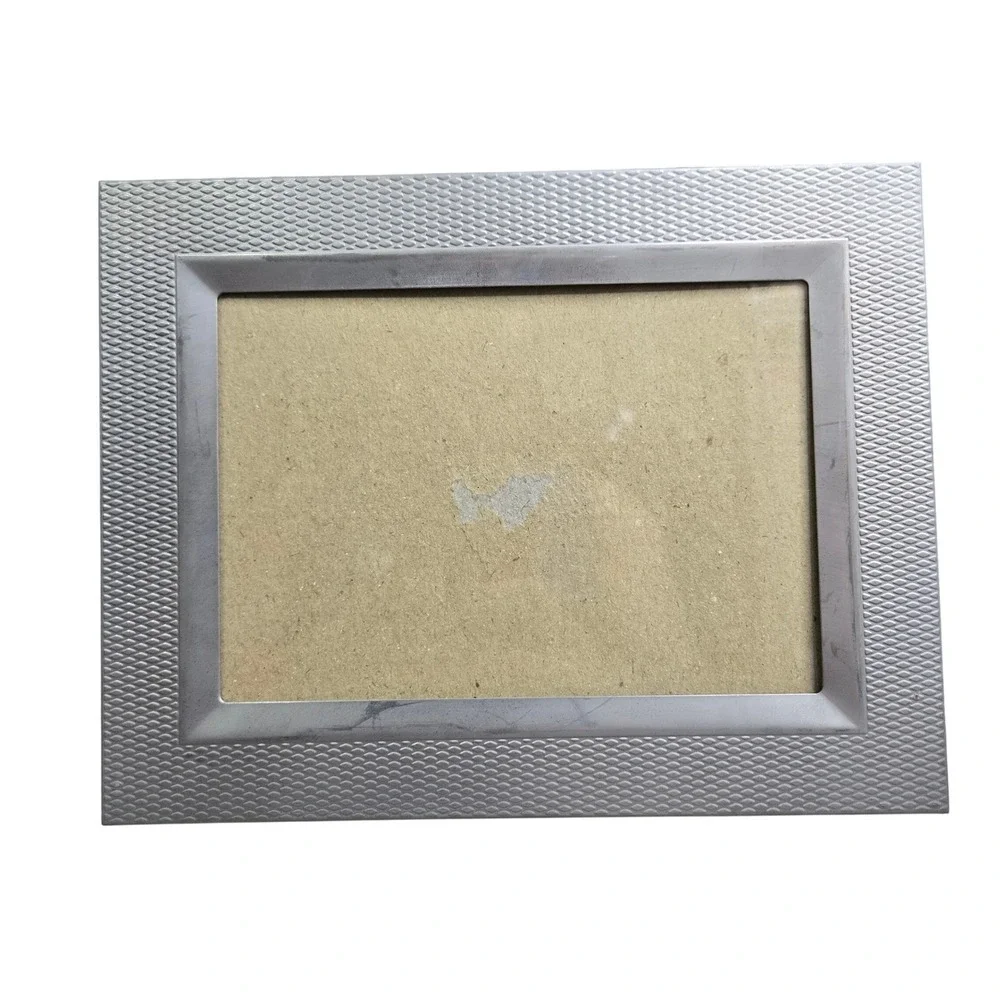 Vintage Silver Tone Diamond Textured Metal Photo Picture Frame 5x7 Tabletop Wall